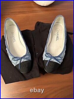 AUTH Chanel 23P Denim Blue Black CC Logo Cap Toe Bow Ballet Shoes Flats 36