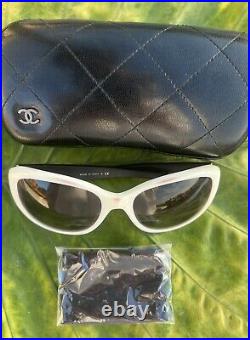 Auth $500 CHANEL quilted leather sunglasses + CC case degrade lenses