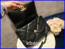 Auth Chanel 19 Black CC Logo Chain Quilt Flap Bag Black Hw