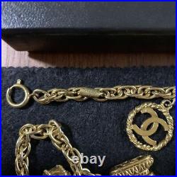 CHANEL BELT AUTH Coco chain CC Rare Gold Vintage Logo Necklace Old Medal