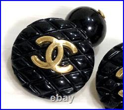 CHANEL CC Logos Black Stone Quilted Round Cufflinks Cuff Links Gold Tone Auth