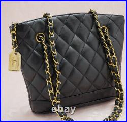 Chanel Shoulder Bag Chain Matelasse Leather CC Lambskin Black Quilted Auth Logo